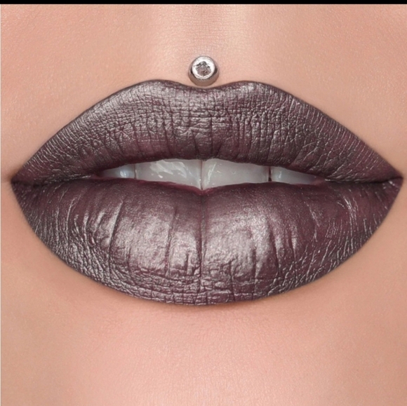 Jeffree StarNIB Velour Liquid Lipstick 'Restraints' Purplish Silver Metallic